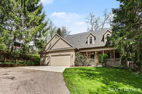 2155 Timber Vly, Grand Rapids, MI 49525
