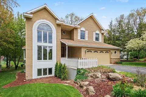 3443 Mason Lk, Grand Rapids, MI 49525