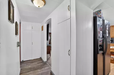 Entry Way - 2750 Hamstead, Jackson, MI 49201 photo 3 of 7