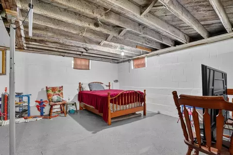 Bedroom - 2750 Hamstead, Jackson, MI 49201 photo 6 of 6