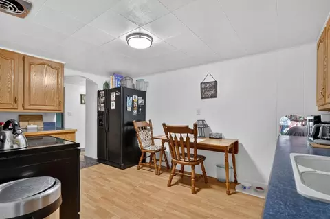 Kitchen - 2750 Hamstead, Jackson, MI 49201 photo 1 of 2