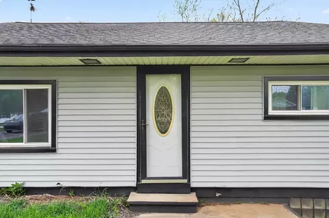 Exterior - 2750 Hamstead, Jackson, MI 49201 photo 3 of 9