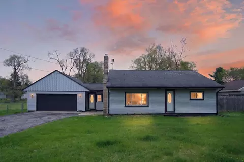 2750 Hamstead, Jackson, MI 49201