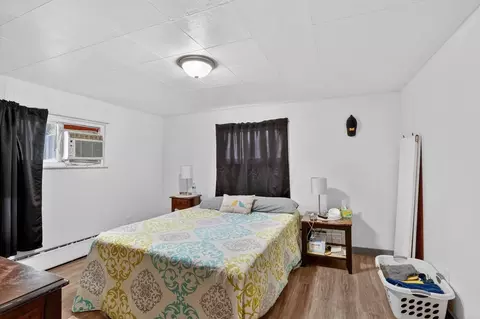 Bedroom - 2750 Hamstead, Jackson, MI 49201 photo 1 of 6