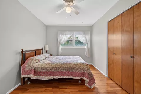Bedroom - 4721 Pin Oak, Jackson, MI 49201 photo 6 of 6