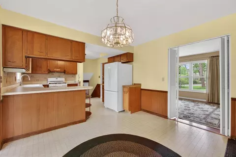 Kitchen - 4721 Pin Oak, Jackson, MI 49201 photo 1 of 7