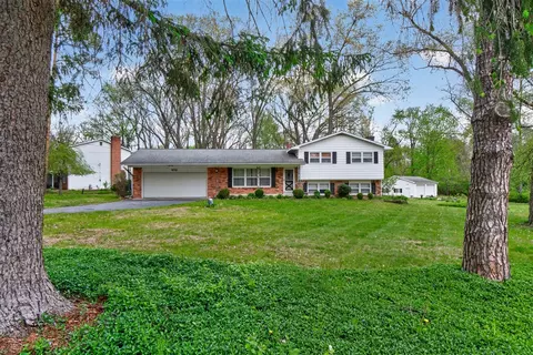 Exterior - 4721 Pin Oak, Jackson, MI 49201 photo 3 of 16