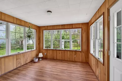 Exterior - 4721 Pin Oak, Jackson, MI 49201 photo 8 of 16