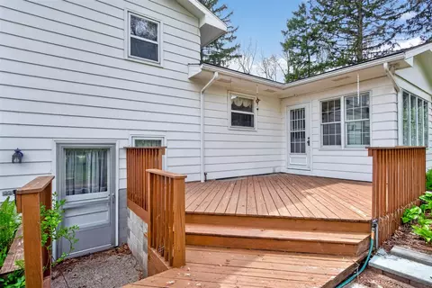 Exterior - 4721 Pin Oak, Jackson, MI 49201 photo 10 of 16