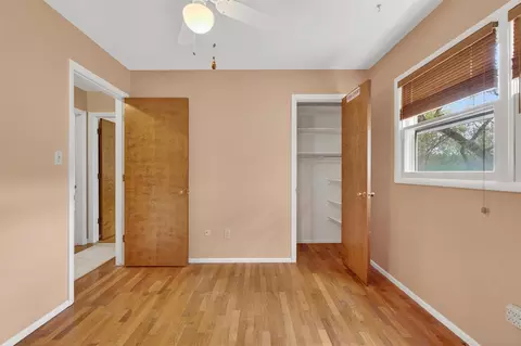 Bedroom - 4721 Pin Oak, Jackson, MI 49201 photo 4 of 6