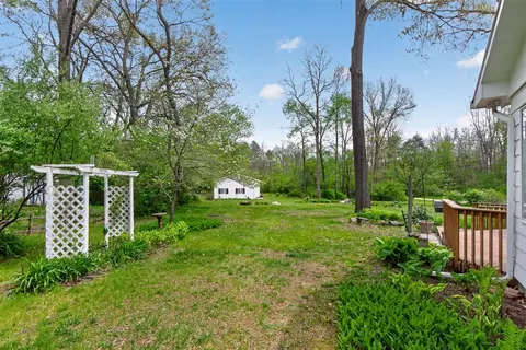 Exterior - 4721 Pin Oak, Jackson, MI 49201 photo 11 of 16