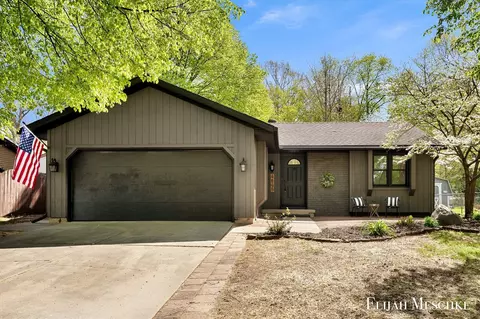 4648 Flying Eagle, Grand Rapids, MI 49548