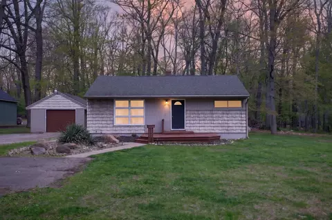 3410 Carlton, Jackson, MI 49203