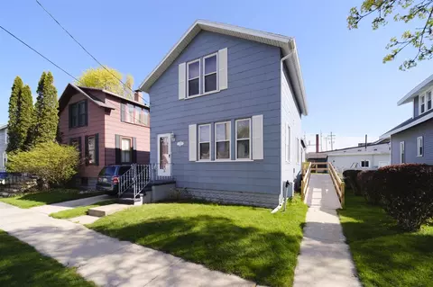 19 Clay, Manistee, MI 49660
