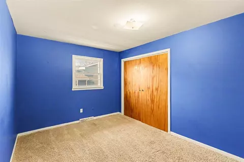 Bedroom - 311 Dutton, Eaton Rapids, MI 48827 photo 3 of 4