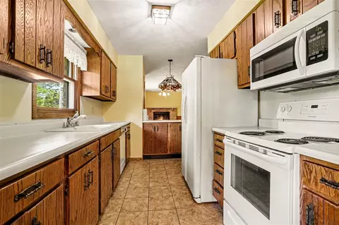 Kitchen - 11621 M-216, Marcellus, MI 49067 photo 1 of 1