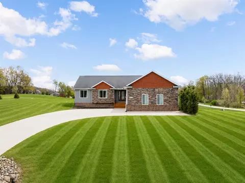 679 Pheasant Rdg, Ortonville, MI 48462