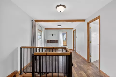 Entry Way - 610 17th, Jackson, MI 49203 photo 9 of 11