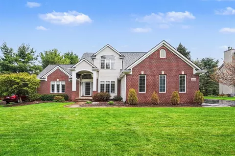 Exterior - 7629 Setters Pointe, Brighton, MI 48116 photo 2 of 4