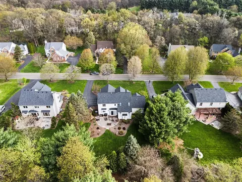View/Area - 7629 Setters Pointe, Brighton, MI 48116 photo 3 of 4