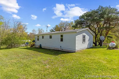 Exterior - 763 N Grow, Stanton, MI 48888 photo 4 of 5