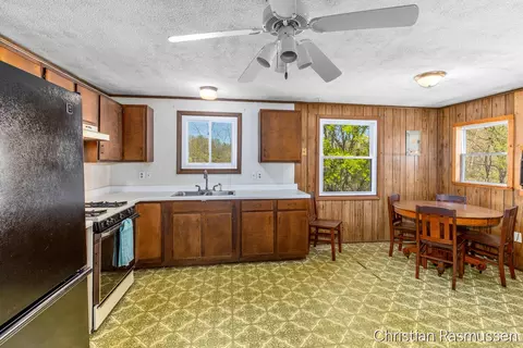 Kitchen - 763 N Grow, Stanton, MI 48888 photo 1 of 2