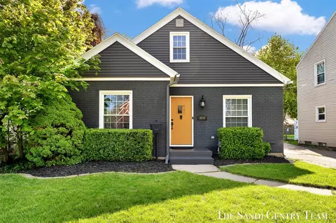 2414 Paris, Grand Rapids, MI 49507