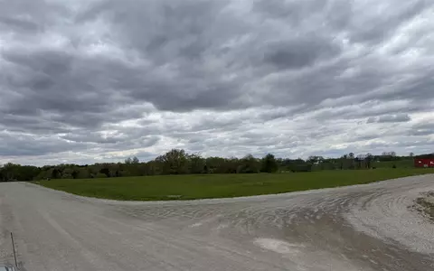 4 Misty Mdw, Howell, MI 48843 photo 3