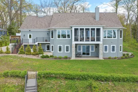 58604 E Clear Lk, Three Rivers, MI 49093