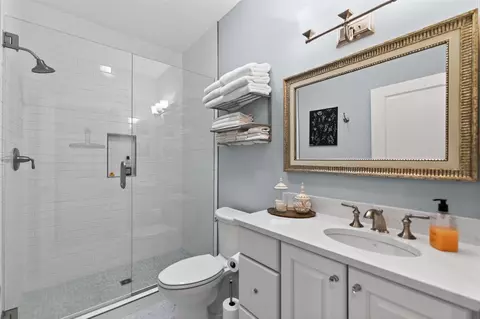 Bath - 58604 E Clear Lk, Three Rivers, MI 49093 photo 4 of 5