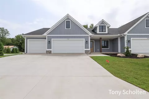 5145 Blendon Mdw #28, Hudsonville, MI 49426