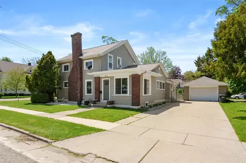 220 S Anderson, Plainwell, MI 49080