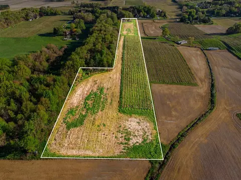 V/l E Hinchman, Berrien Springs, MI 49103