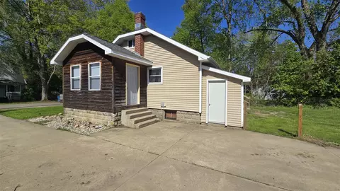 Exterior - 215 E Jane, Bellevue, MI 49021 photo 2 of 7
