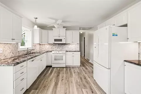 Kitchen - 3550 Leonard, Jackson, MI 49202 photo 2 of 2