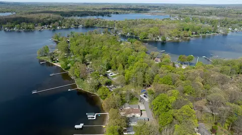 View/Area - 5256 Edgelake, Pinckney, MI 48169 photo 8 of 13
