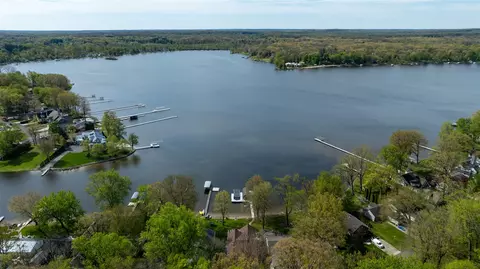 View/Area - 5256 Edgelake, Pinckney, MI 48169 photo 7 of 13