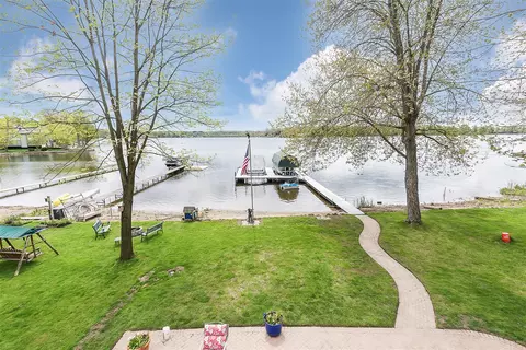View/Area - 5256 Edgelake, Pinckney, MI 48169 photo 2 of 13