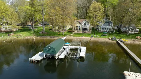View/Area - 5256 Edgelake, Pinckney, MI 48169 photo 5 of 13