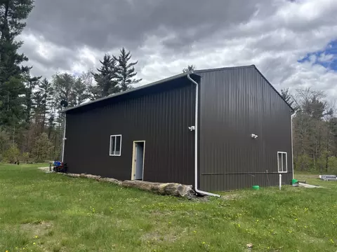 2057 E 72nd, Newaygo, MI 49337 photo 2