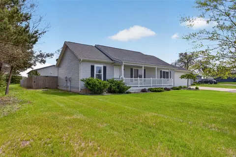 2545 Wolf Lk, Grass Lake, MI 49240