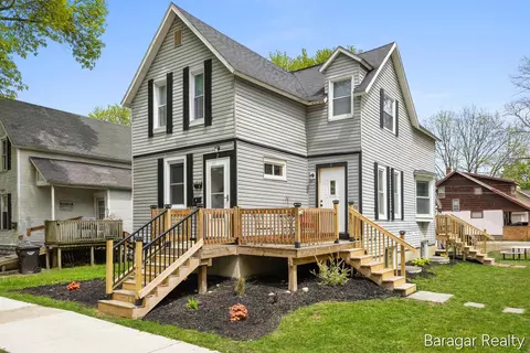 1100 Lincoln, Grand Rapids, MI 49504
