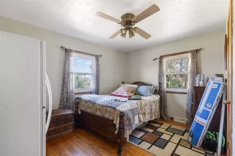 Bedroom - 2780 Beebe, Niles, MI 49120 photo 2 of 3