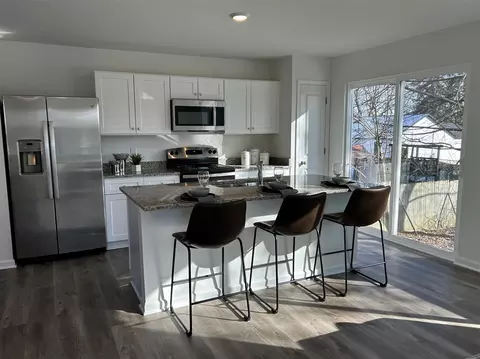 Kitchen - 709 Lansing, Jackson, MI 49202 photo 1 of 4