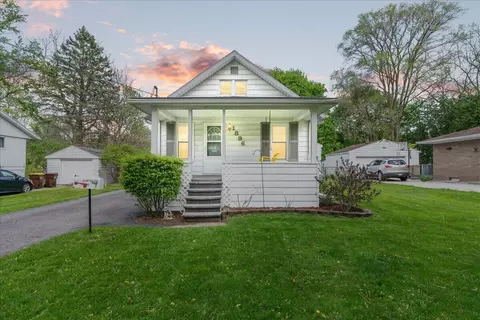 1896 Chestnut, Holt, MI 48842