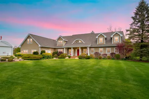 449 S Skyview, Kalamazoo, MI 49009