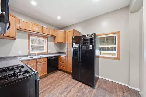 Kitchen - 157 N Dettman, Jackson, MI 49202 photo 3 of 3