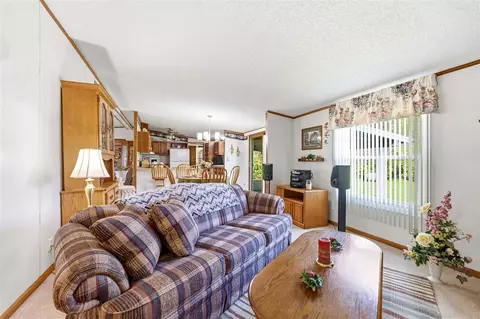 Living - 10175 E R, Scotts, MI 49088 photo 3 of 4