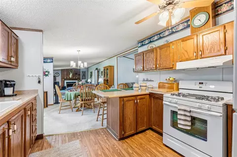 Kitchen - 10175 E R, Scotts, MI 49088 photo 4 of 4