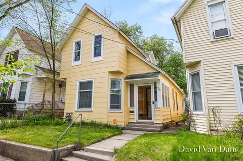 943 Prospect, Grand Rapids, MI 49503